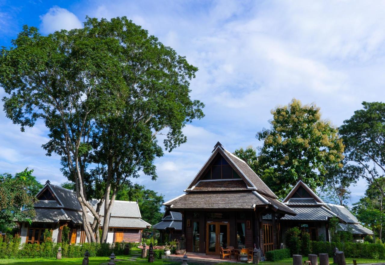 Ruean Racha Resort Chiang Mai Extérieur photo